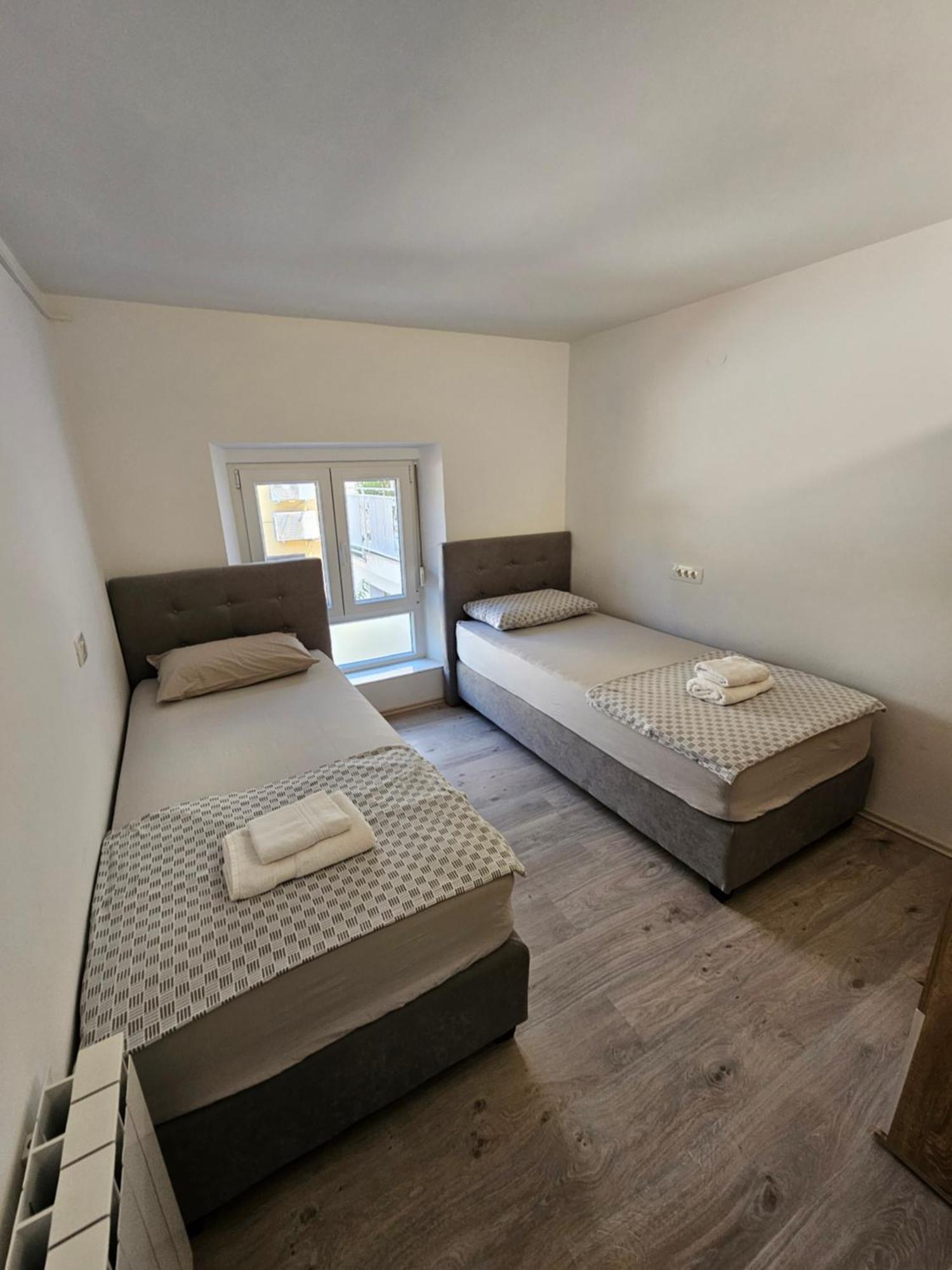Apartma Iva โคเปร์ ภายนอก รูปภาพ